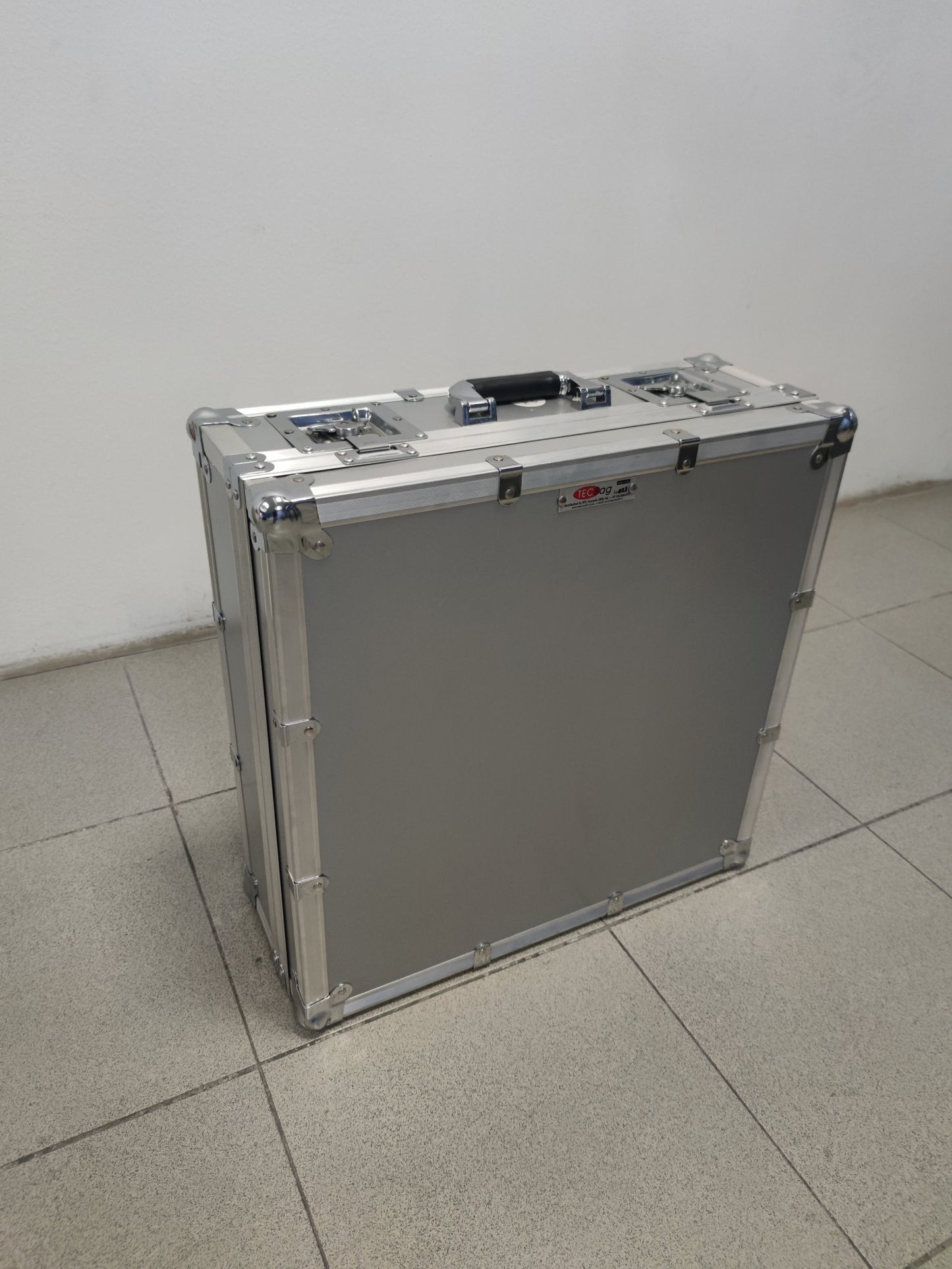 Reinforced sampling transport case